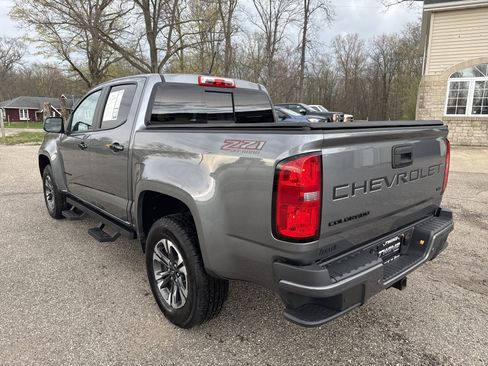 Used 2022 Chevrolet Colorado Z71 AWD/4WD image 7