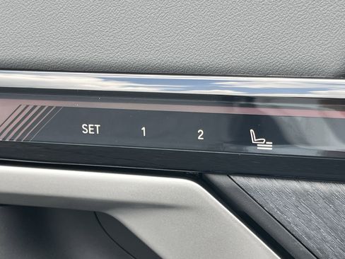 New 2026 BMW i5 eDrive40 w/ M Sport Package image 15