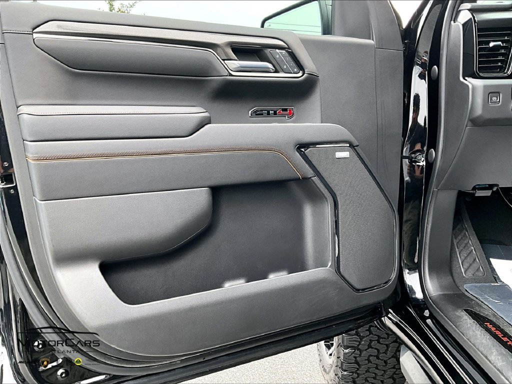 Used 2023 GMC Sierra 1500 AT4 w/ AT4 Premium Package AWD/4WD image 17