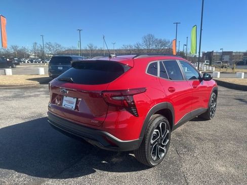 New 2026 Chevrolet Trax RS w/ Driver Confidence Package image 3