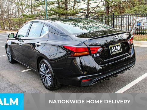 Used 2025 Nissan Altima 2.5 SV image 4