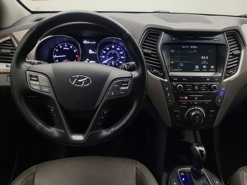 Used 2018 Hyundai Santa Fe Limited image 22