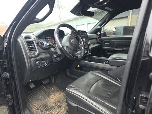 Used 2019 RAM 2500 Limited image 13