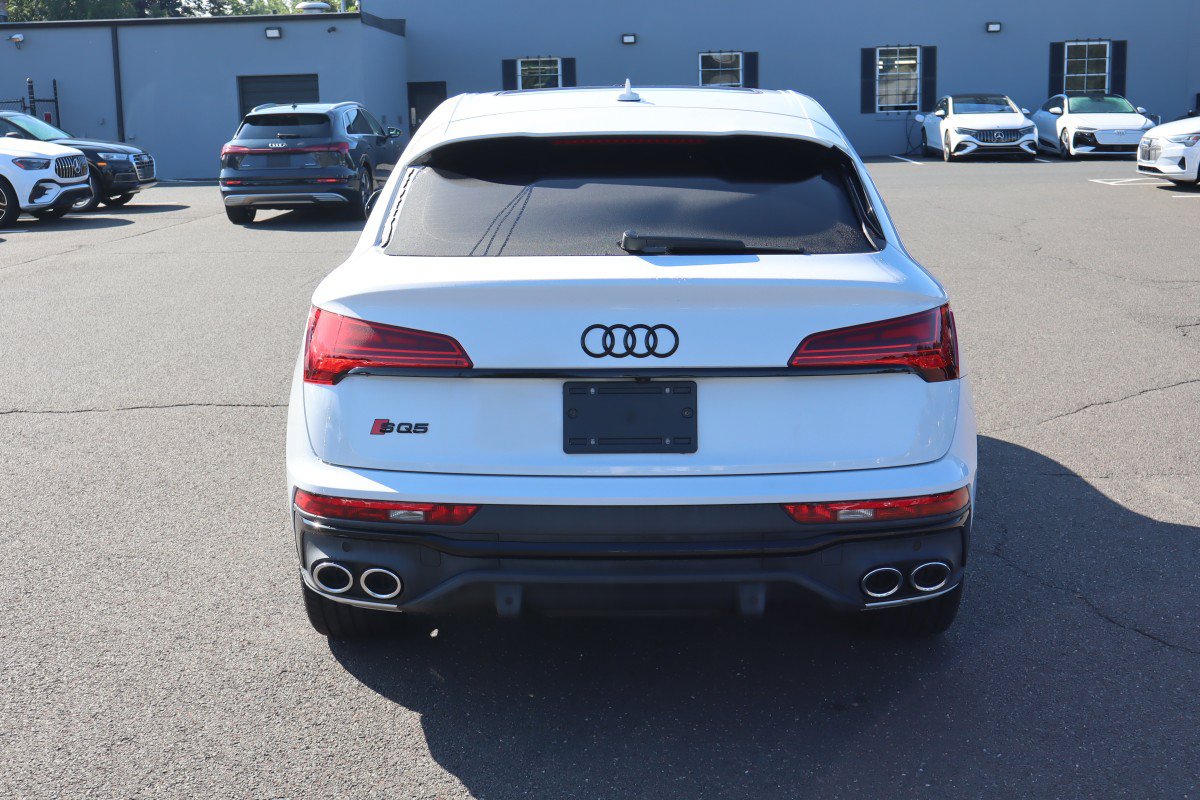 Used 2024 Audi SQ5 Premium Plus w/ S Sport Package AWD/4WD image 6