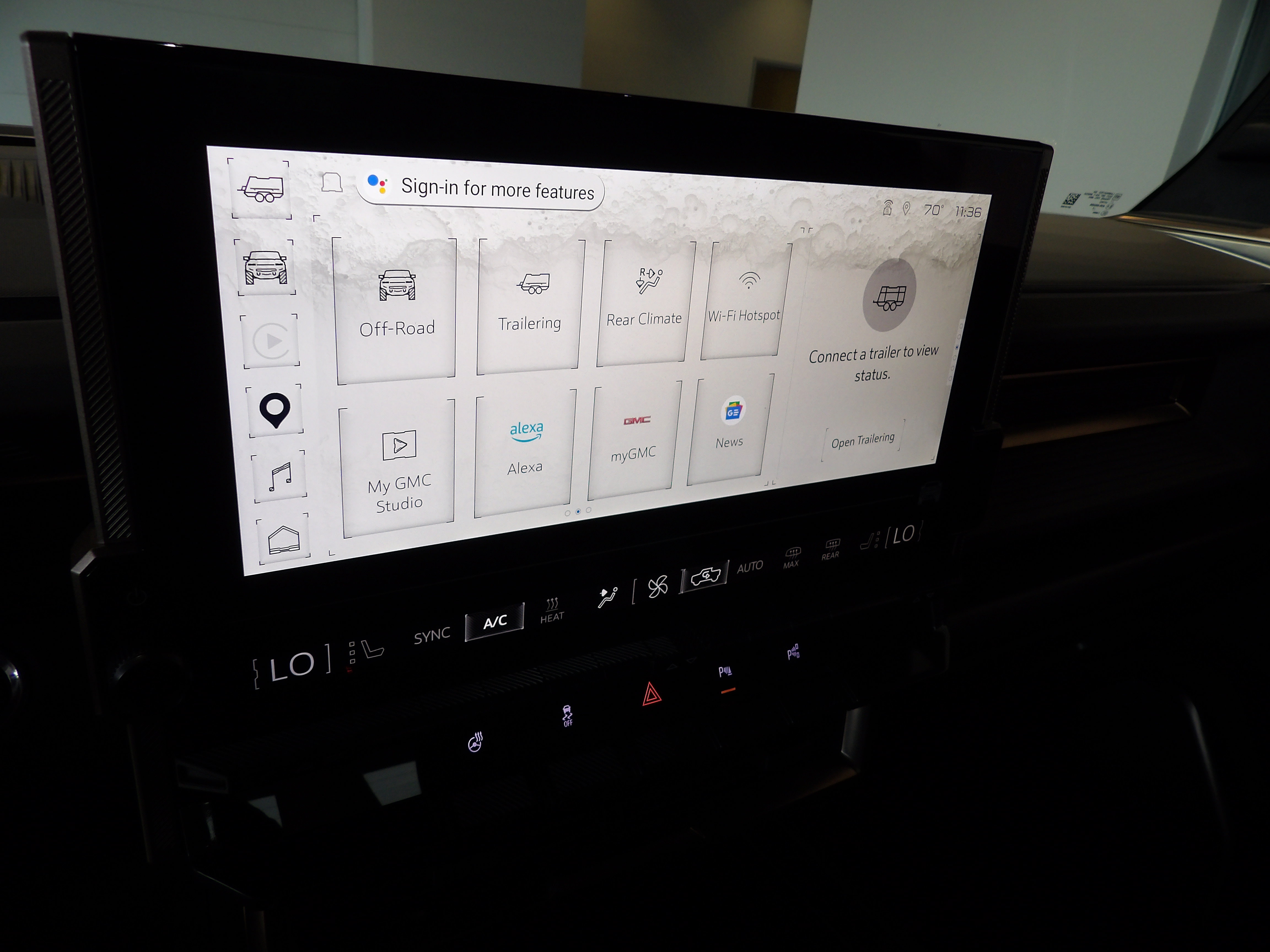 Used 2025 GMC Hummer EV 2X AWD/4WD image 12