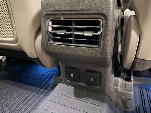 Used 2023 Lincoln Corsair Reserve w/ Equipment Group 201A image 25