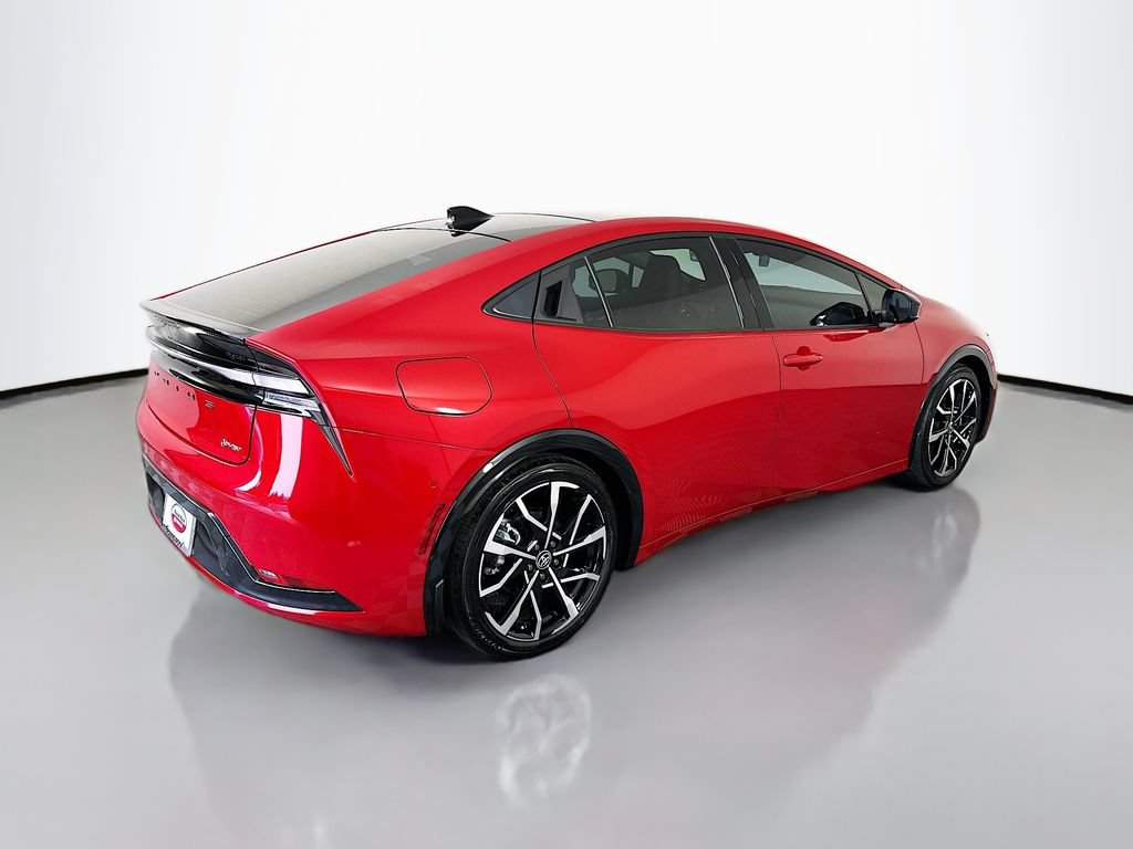 Used 2026 Toyota Prius Plug-In Hybrid w/ Limited Premium Package FWD image 5
