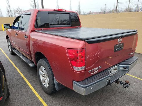 Used 2014 Nissan Titan SV w/ SV Value Truck Package image 4