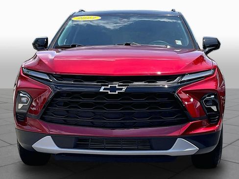 Used 2023 Chevrolet Blazer LT w/ Convenience Package FWD image 4