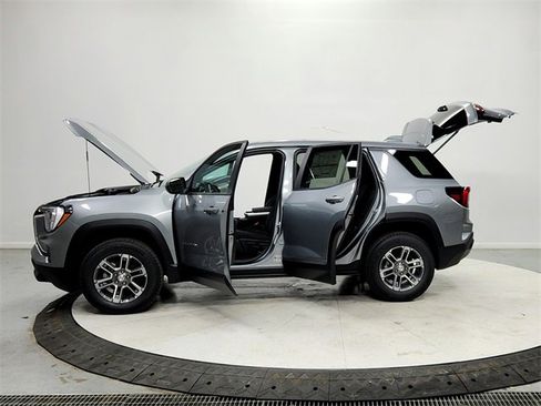 New 2026 GMC Terrain Elevation image 12