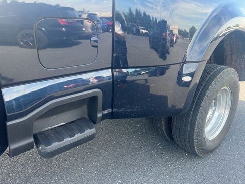 Used 2023 Ford F350 Lariat w/ Chrome Package AWD/4WD image 5