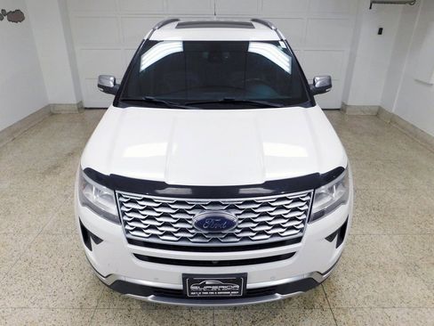 Used 2019 Ford Explorer Platinum image 12