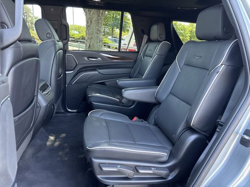 Used 2024 Cadillac Escalade Premium Luxury w/ LPO, Floor Liner Package image 30
