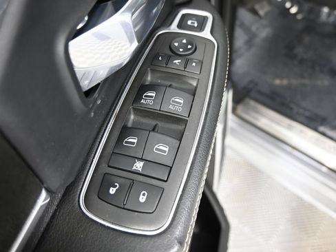 Used 2022 RAM 2500 Laramie w/ Night Edition AWD/4WD image 20
