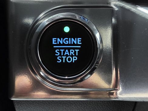 Used 2021 Ford F150 Lariat image 46