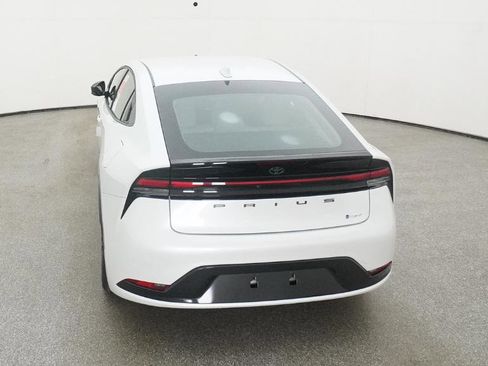 New 2025 Toyota Prius XLE image 16