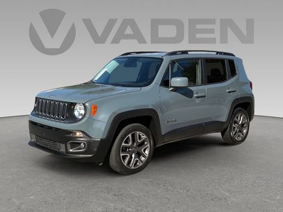 Used 2017 Jeep Renegade Latitude w/ Cold Weather Group