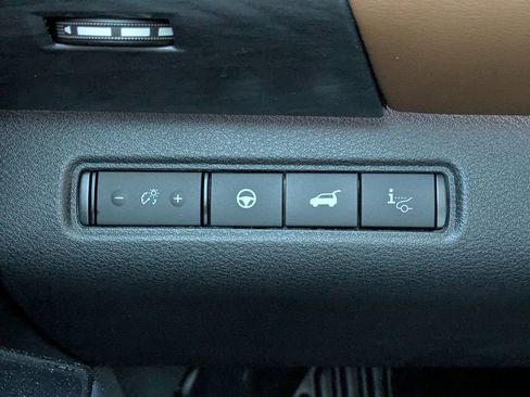New 2026 Nissan Pathfinder Platinum w/ Cargo Package FWD image 21