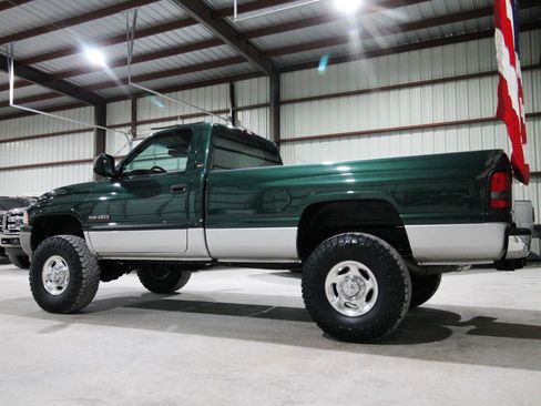 Used 2002 Dodge Ram 2500 Truck SLT image 7