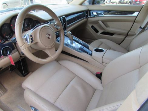 Used 2011 Porsche Panamera S RWD image 12