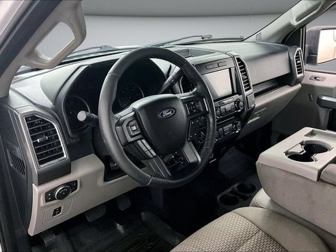 Used 2016 Ford F150 XLT w/ Equipment Group 302A Luxury AWD/4WD image 18