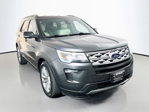 Used 2018 Ford Explorer XLT w/ Equipment Group 202A image 1