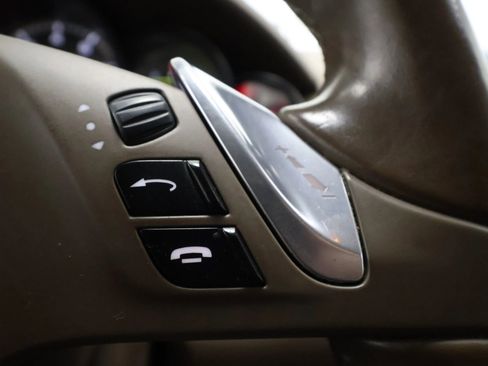 Used 2012 Porsche Cayenne Turbo w/ Sport Pkg image 20