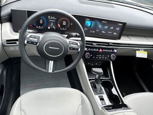 New 2026 Hyundai Tucson SEL image 13