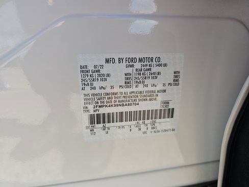 Used 2022 Ford Edge Titanium image 34