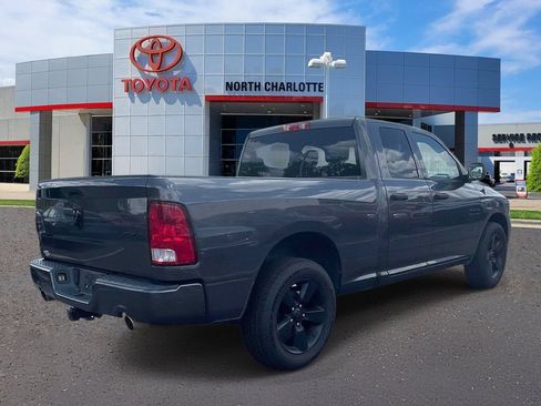 Used 2018 RAM 1500 Express w/ Express Value Package AWD/4WD image 7