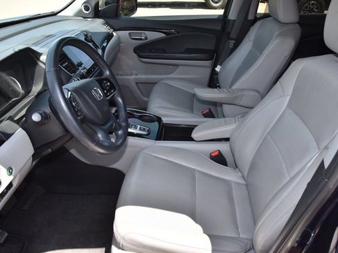 Used 2019 Honda Pilot Elite image 9
