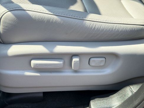 Used 2023 Honda Passport EX-L image 14