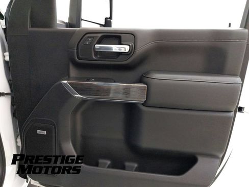 Used 2021 Chevrolet Silverado 2500 LTZ w/ LTZ Premium Package AWD/4WD image 31