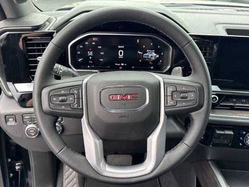 New 2026 GMC Sierra 1500 SLT AWD/4WD image 17