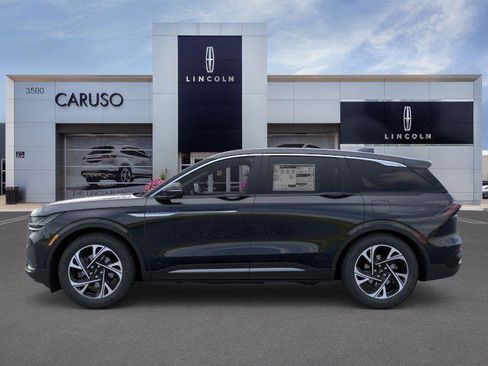 New 2026 Lincoln Nautilus Premier w/ Equipment Group 102A image 3