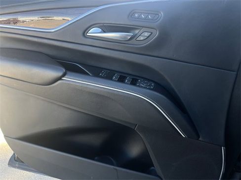 Used 2022 Cadillac Escalade Premium Luxury Platinum image 27