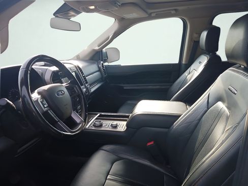 Used 2019 Ford Expedition Max Platinum AWD/4WD image 3