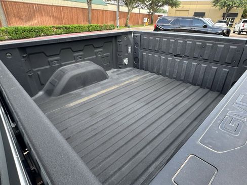 Used 2024 GMC Sierra 1500 AT4 w/ AT4 Premium Package image 13