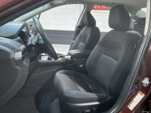 Used 2023 Nissan Altima 2.5 SV image 11