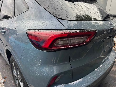 Used 2023 Ford Escape ST-Line Select w/ Tech Pack #2 image 11