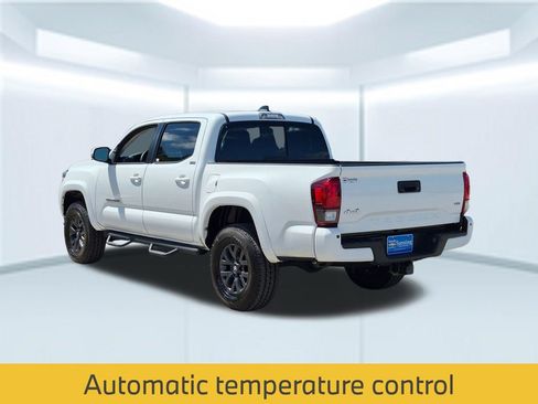 Used 2023 Toyota Tacoma SR5 AWD/4WD image 4