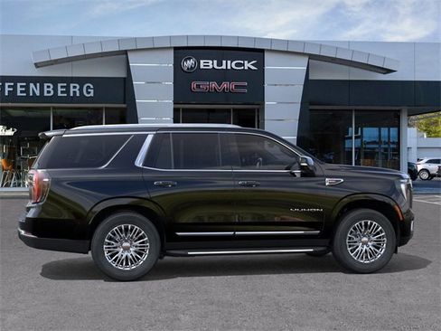 New 2025 GMC Yukon Elevation image 9