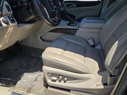 Used 2018 GMC Yukon Denali AWD/4WD image 16
