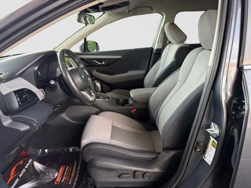Used 2024 Subaru Outback Premium AWD/4WD image 12