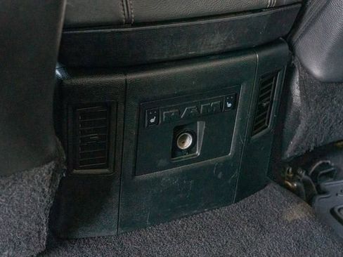 Used 2017 RAM 3500 Laramie Longhorn image 39