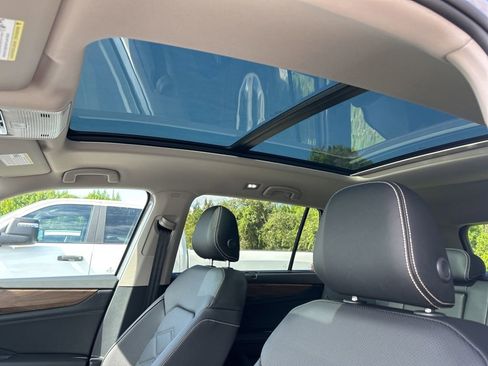 New 2026 Volkswagen Atlas SE image 16