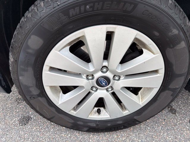Used 2019 Subaru Outback 2.5i AWD/4WD image 14