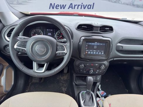 Used 2019 Jeep Renegade Latitude image 7