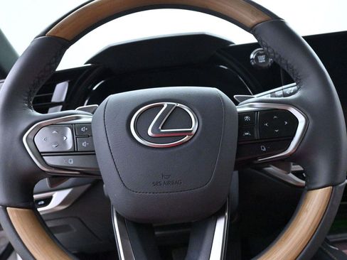 Used 2025 Lexus RX 350 Premium Plus w/ Convenience Package AWD/4WD image 16