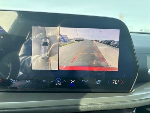 New 2026 Chevrolet Traverse LT w/ Driver Confidence Package image 20